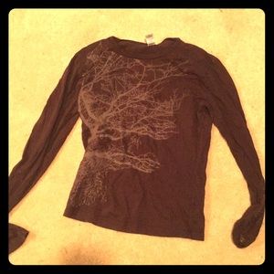 Brown tree detailed long sleeve shirt!
